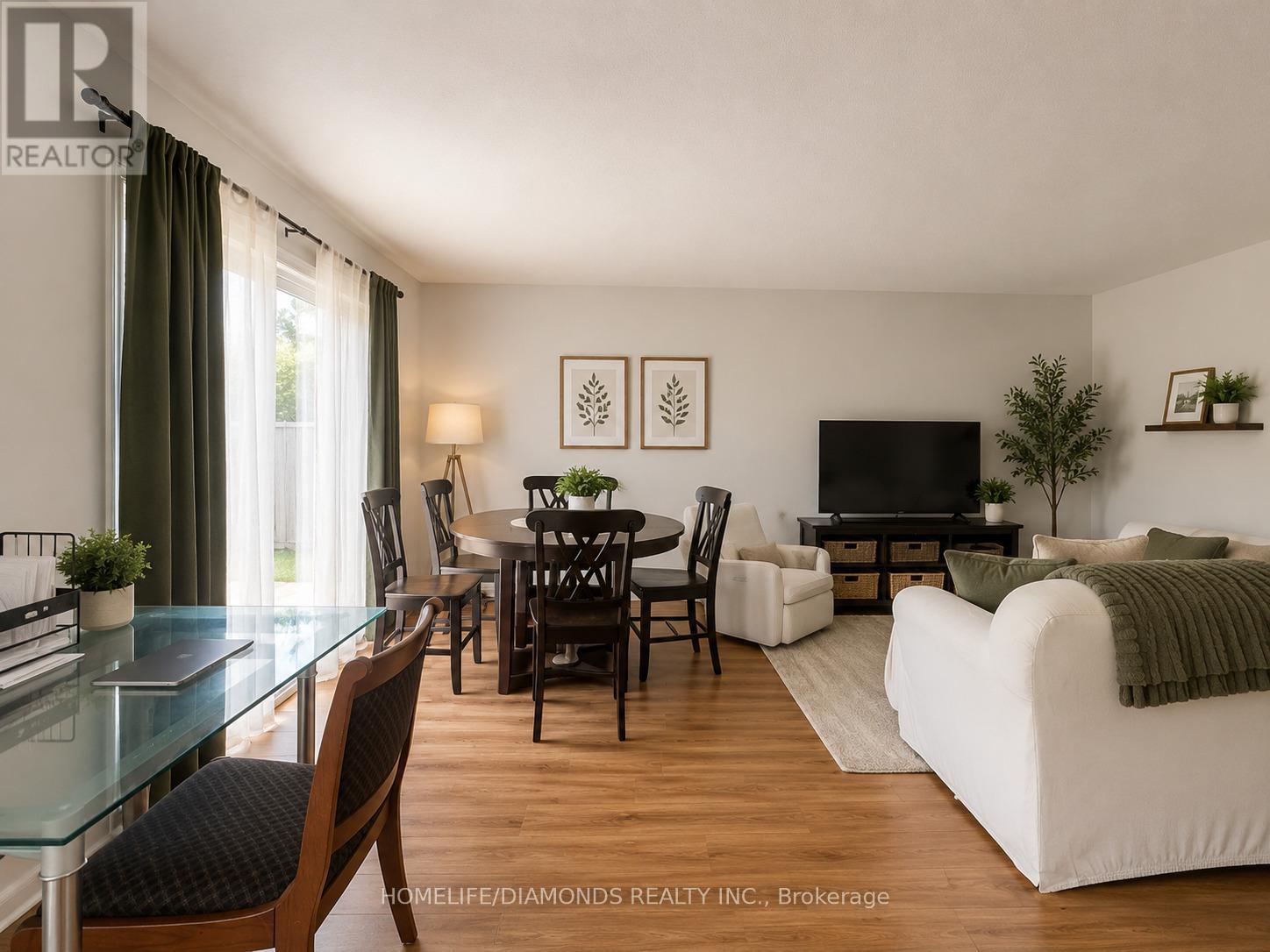 32 Woodland Drive, Welland, Ontario  L3C 7C9 - Photo 4 - X13228002