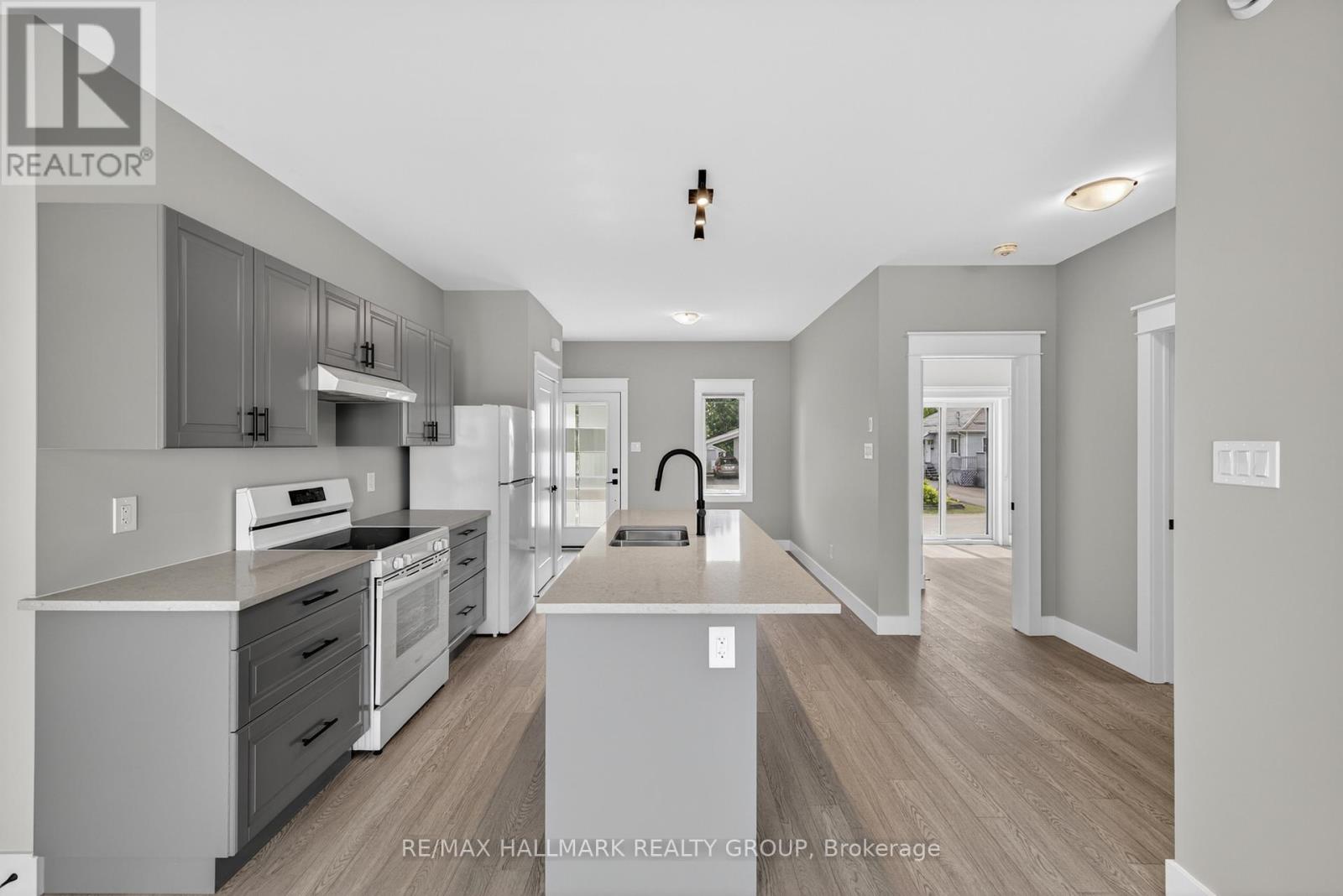 100 Welland Street, Perth, Ontario  K7H 3H7 - Photo 10 - X12004221