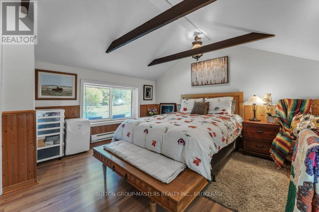 5542 Loyalist Parkway Road, Loyalist, Ontario  K0H 1G0 - Photo 32 - X13248946
