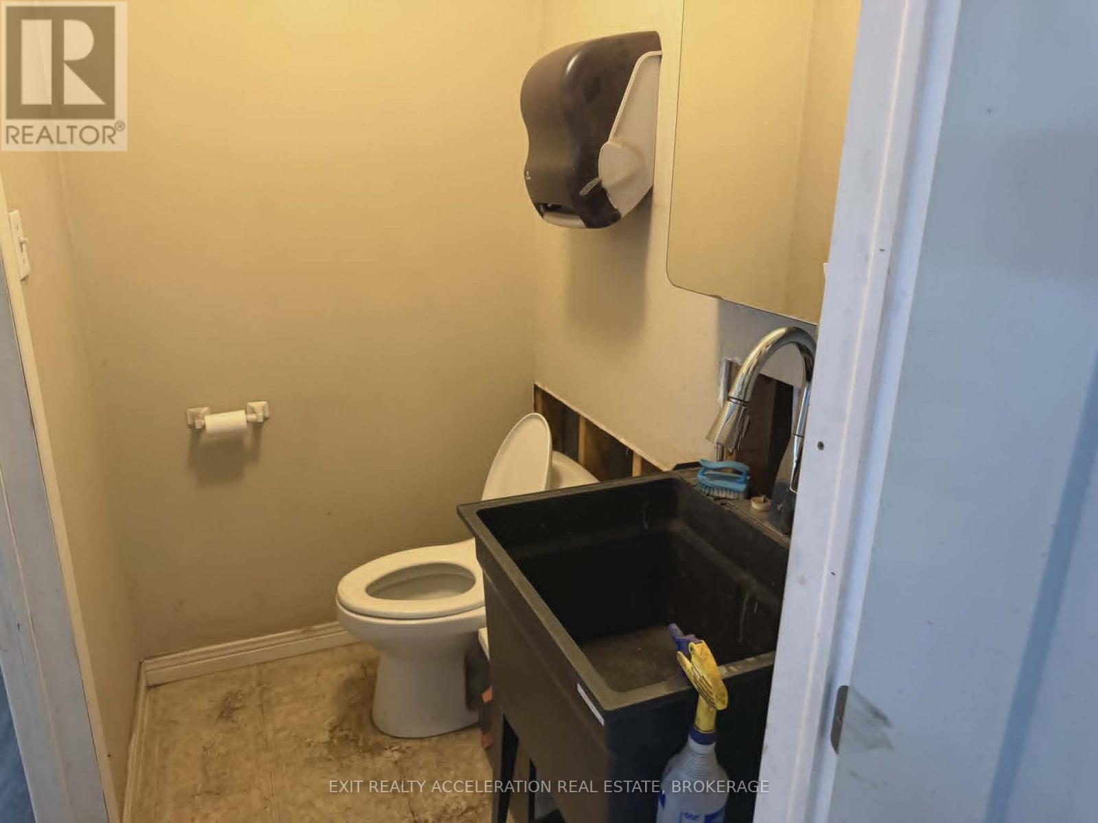 Unknown Address, ,    - Photo 10 - X13249030