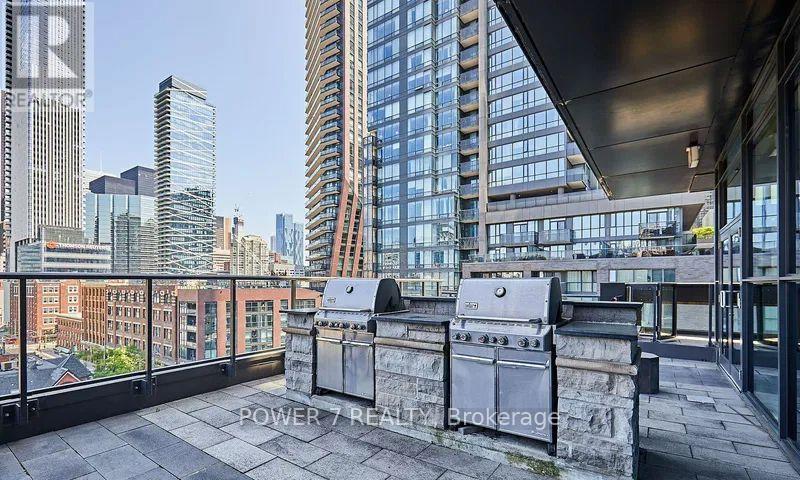 1903 - 290 Adelaide Street W, Toronto, Ontario  M5V 1P6 - Photo 9 - C13248858