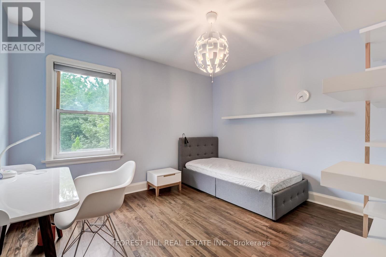 112 Dewbourne Avenue, Toronto, Ontario  M6C 1Y7 - Photo 20 - C13248938