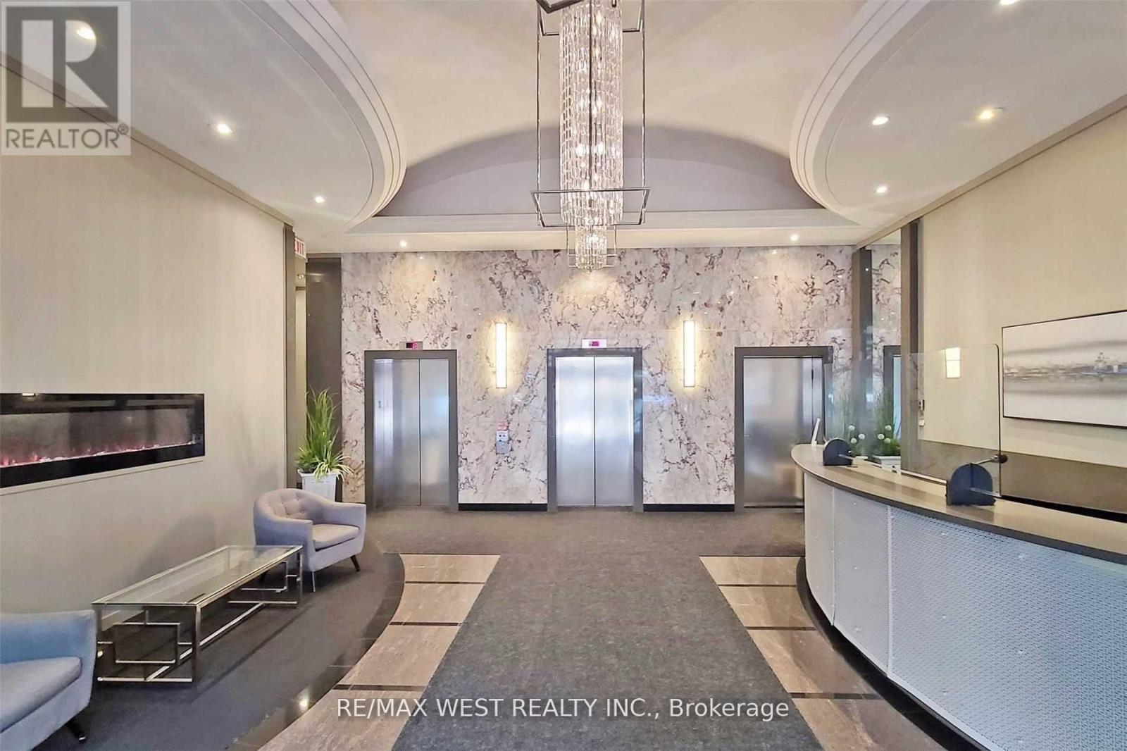 604 - 555 Yonge Street, Toronto, Ontario  M4Y 3A6 - Photo 16 - C13248964
