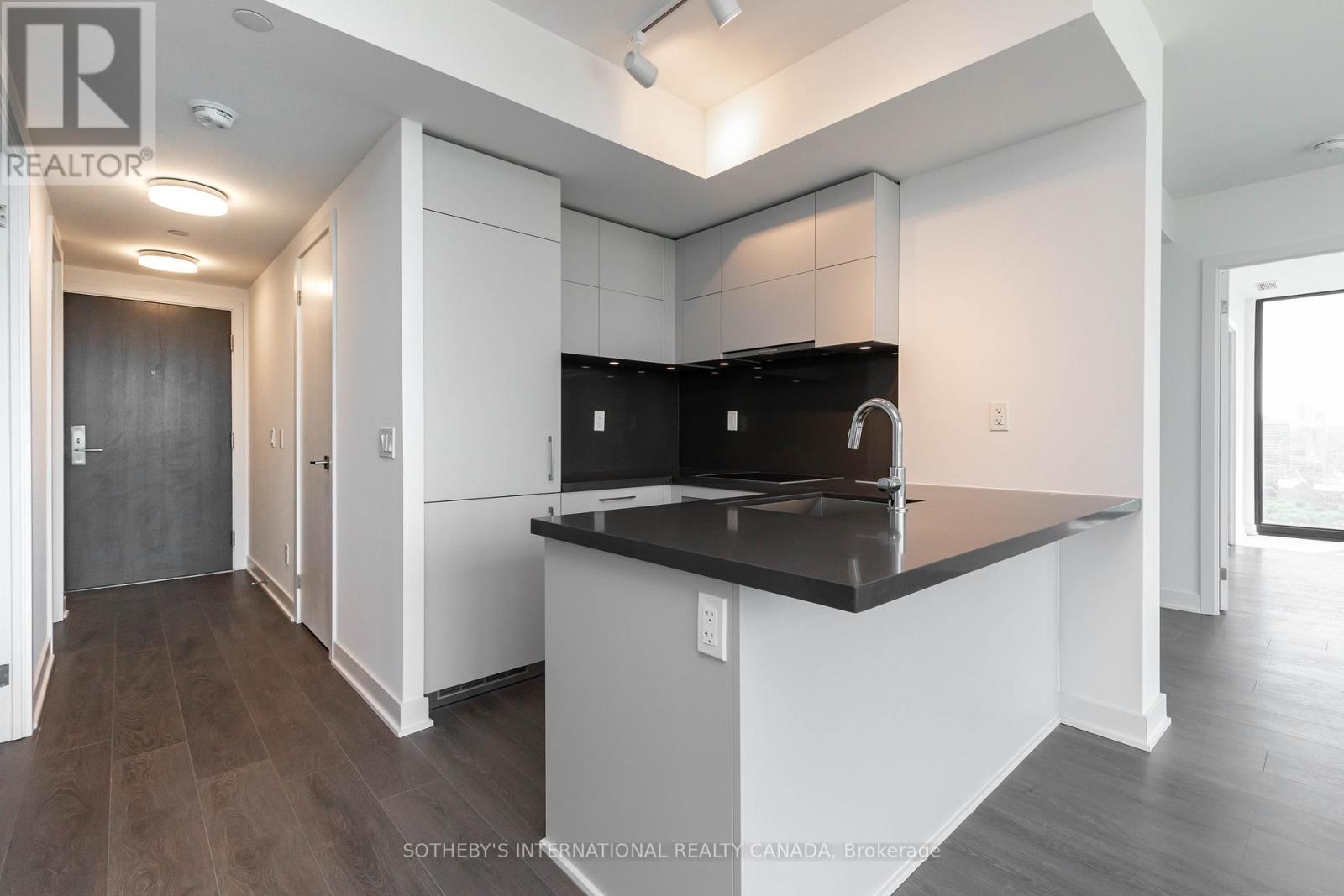 2510 - 188 Cumberland Street, Toronto, Ontario  M5R 2G3 - Photo 6 - C13248976