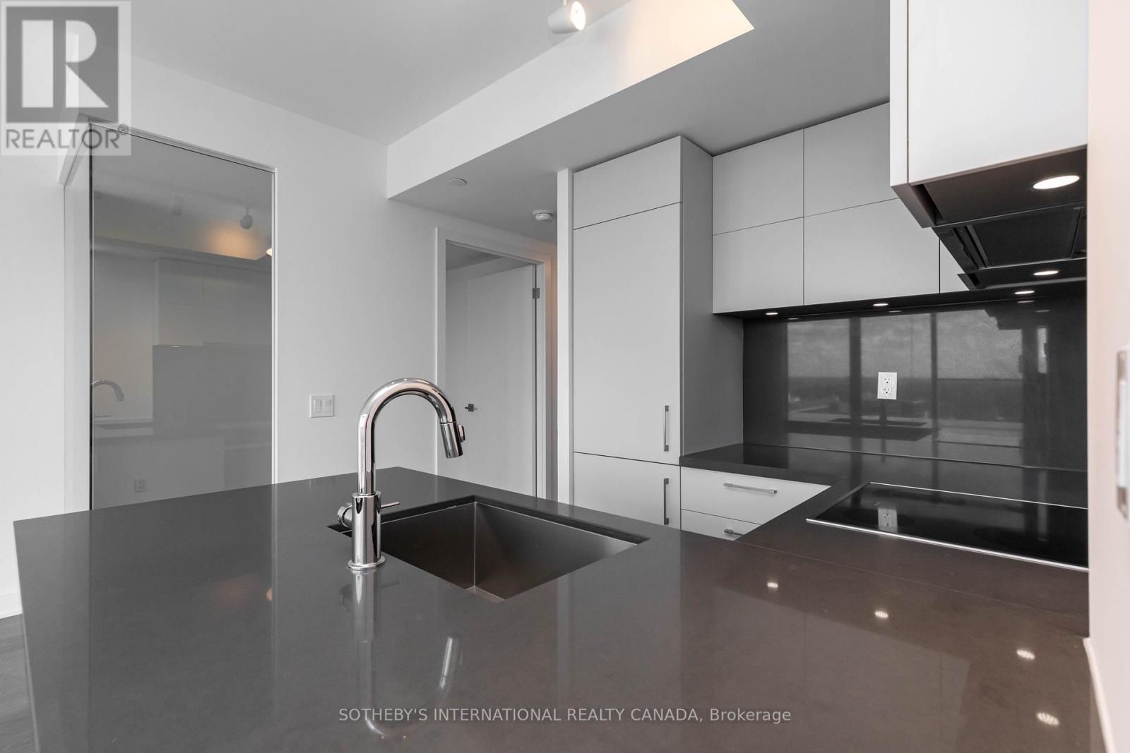 2510 - 188 Cumberland Street, Toronto, Ontario  M5R 2G3 - Photo 9 - C13248976