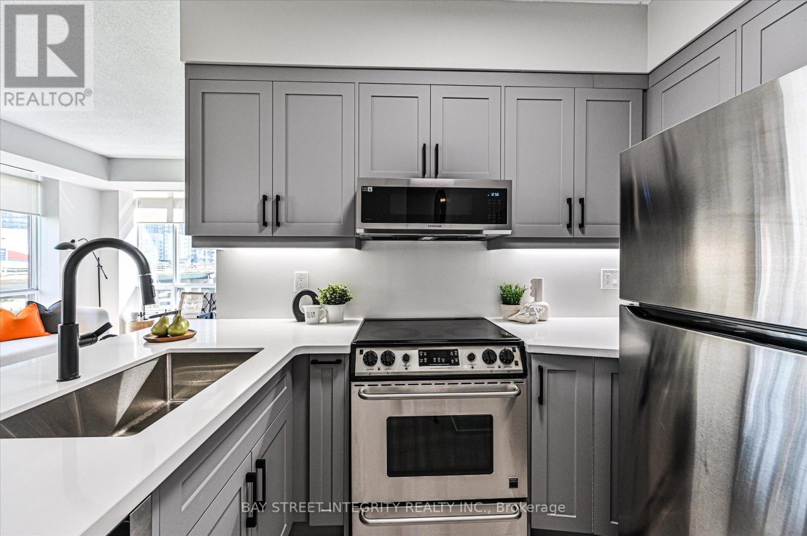 512w - 500 Queens Quay W, Toronto, Ontario  M5V 3K8 - Photo 13 - C13249008