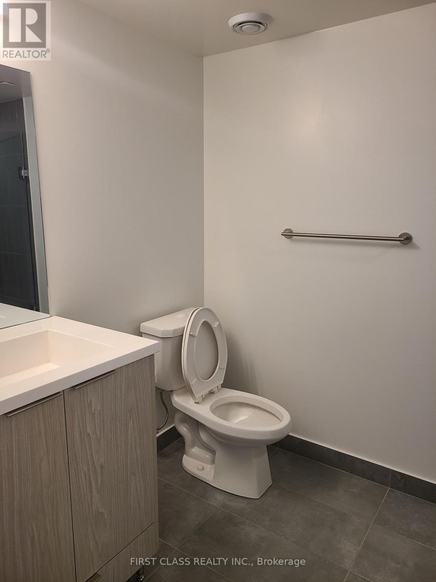 1810 - 60 Shuter Street, Toronto, Ontario  M5B 1A8 - Photo 8 - C13249186