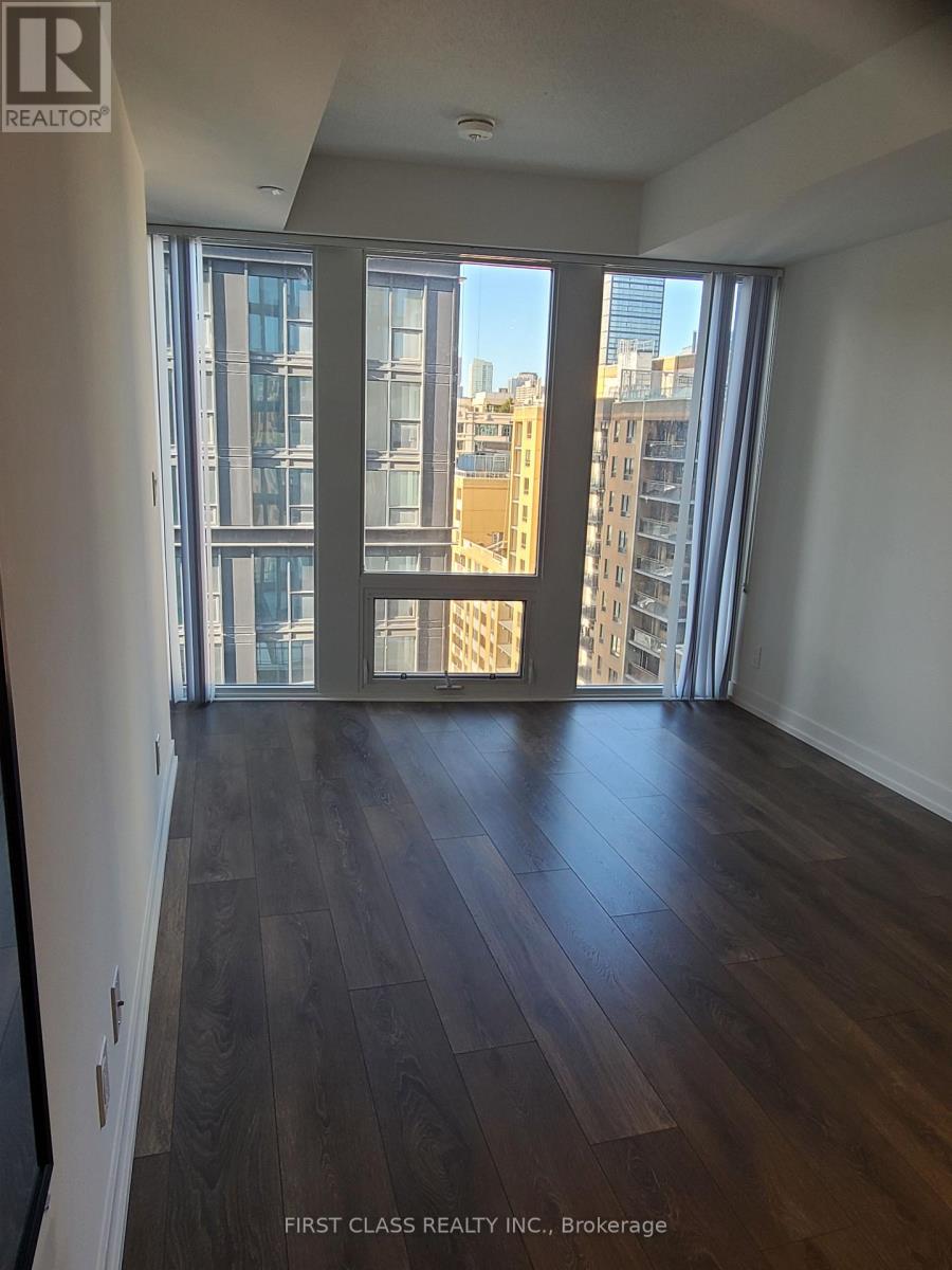 1810 - 60 Shuter Street, Toronto, Ontario  M5B 1A8 - Photo 11 - C13249190