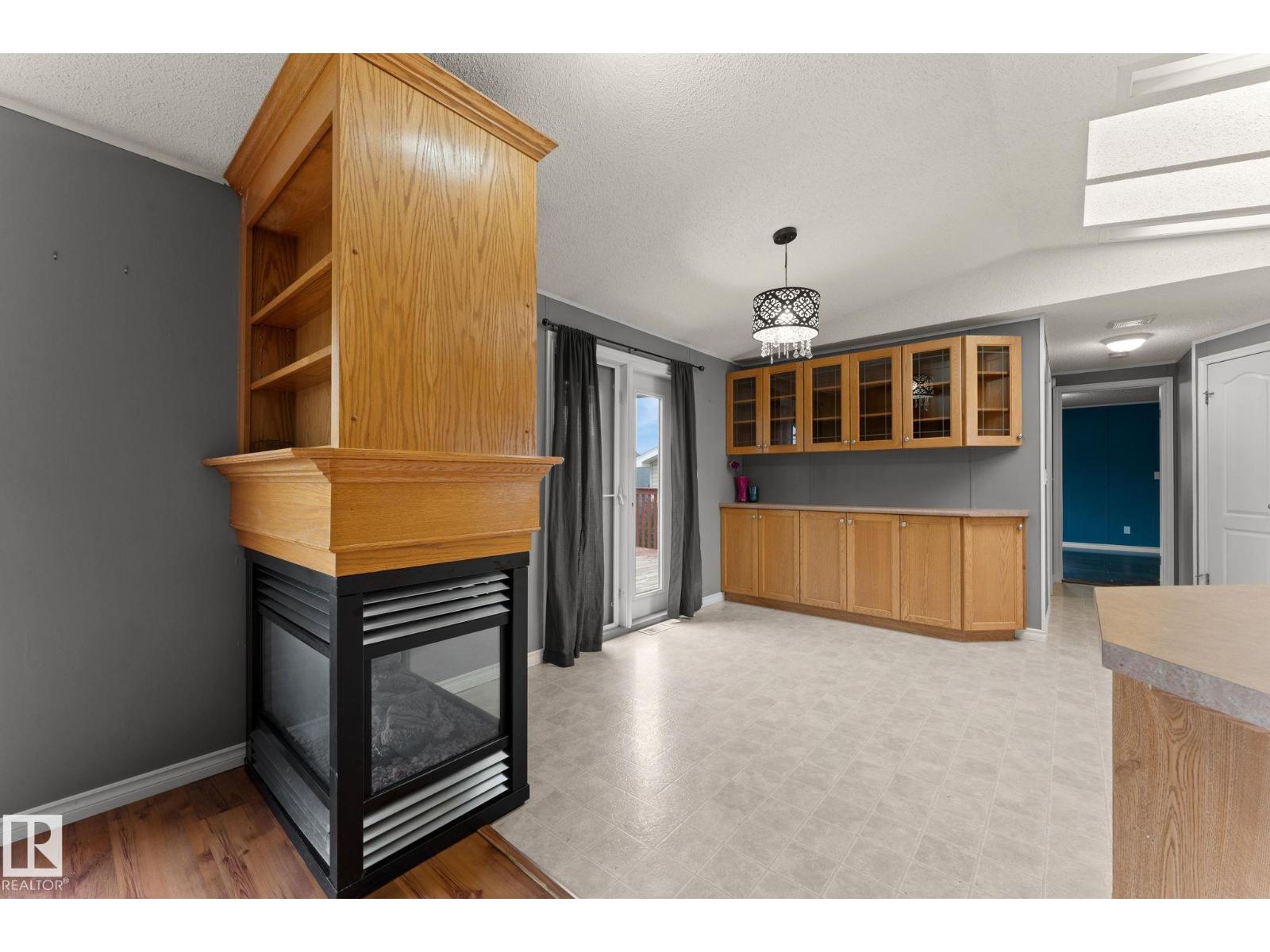 1592 Jubilee Dr, Sherwood Park, Alberta  T8H 2M9 - Photo 15 - E4492081