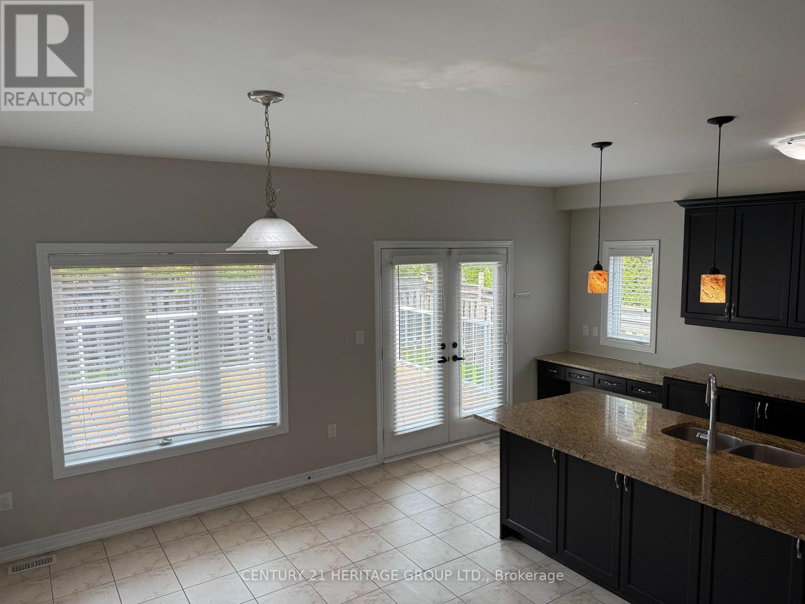 320 Shipway Avenue, Clarington, Ontario  L1B 0C1 - Photo 6 - E13248886