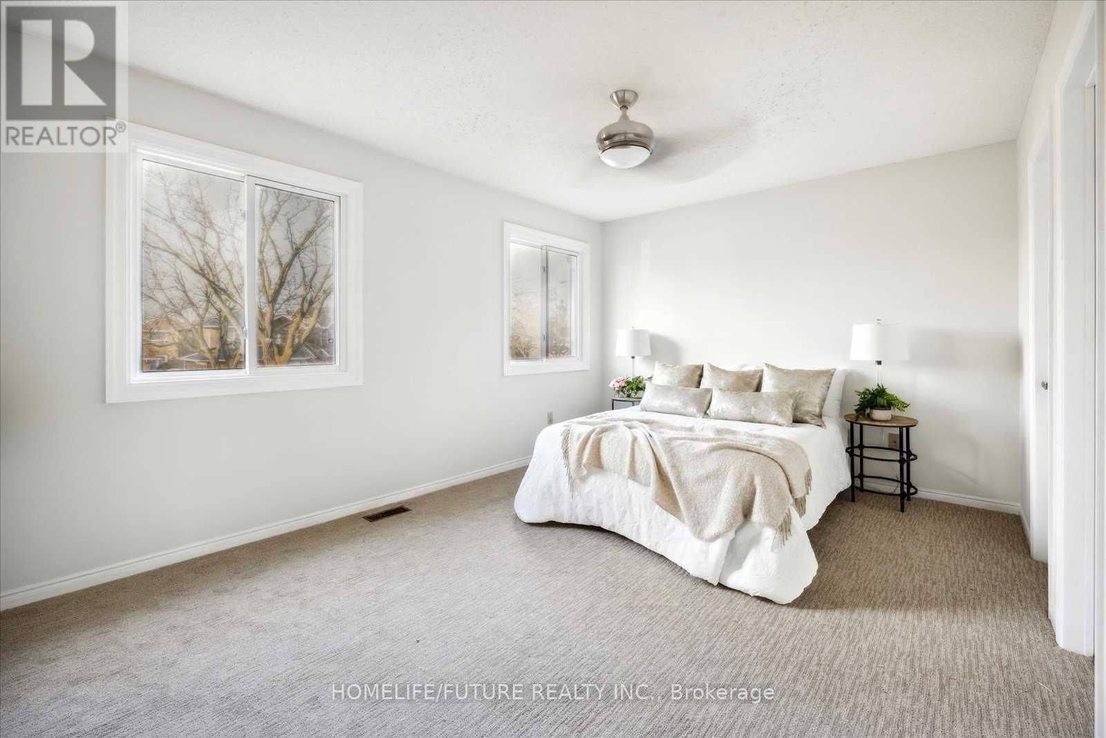 Main - 38 Parade Square, Toronto, Ontario  M1C 3T6 - Photo 11 - E13248960