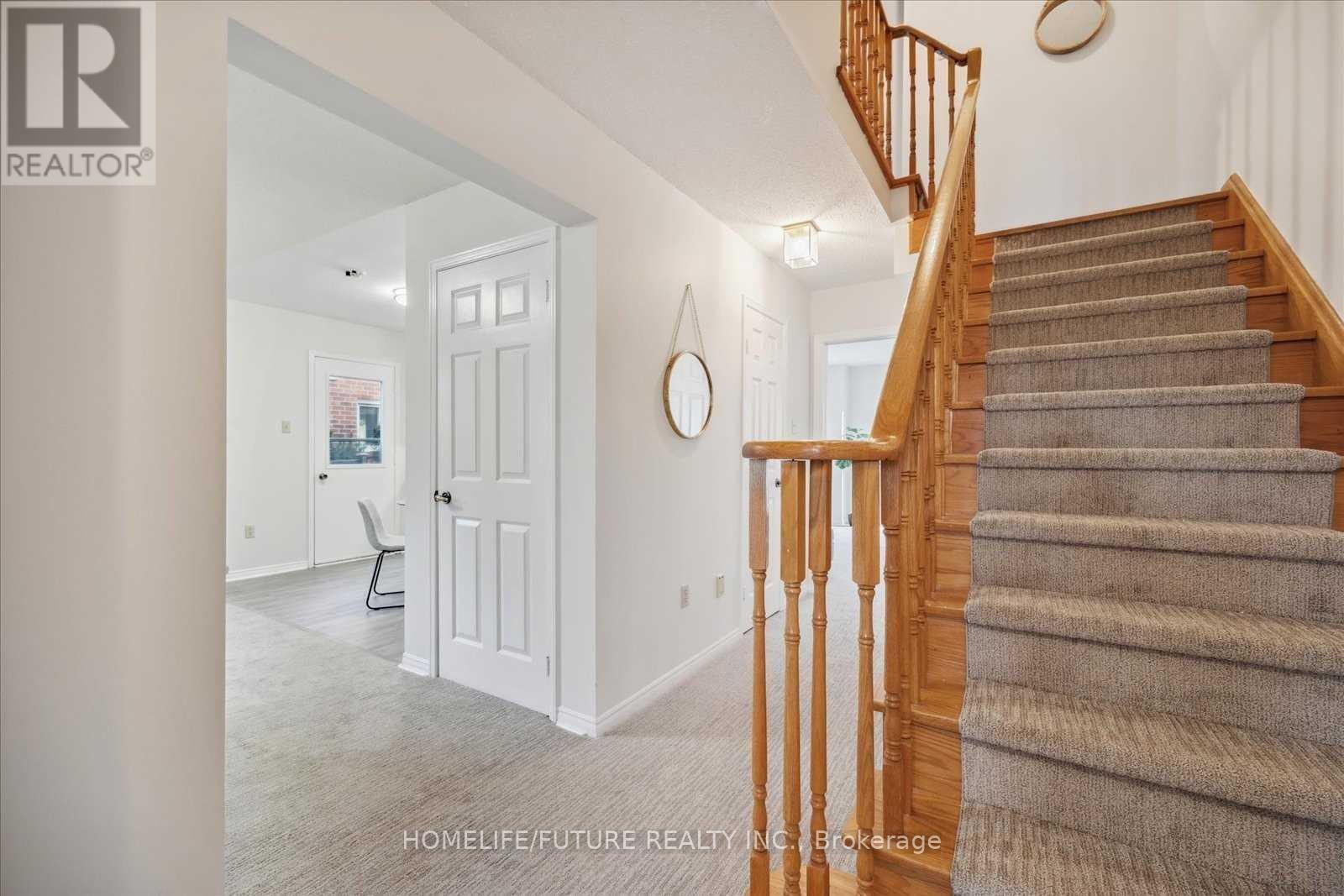 Main - 38 Parade Square, Toronto, Ontario  M1C 3T6 - Photo 3 - E13248960