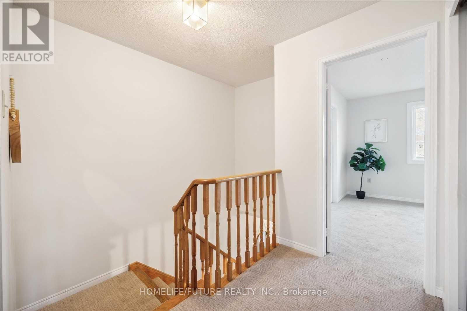 Main - 38 Parade Square, Toronto, Ontario  M1C 3T6 - Photo 9 - E13248960