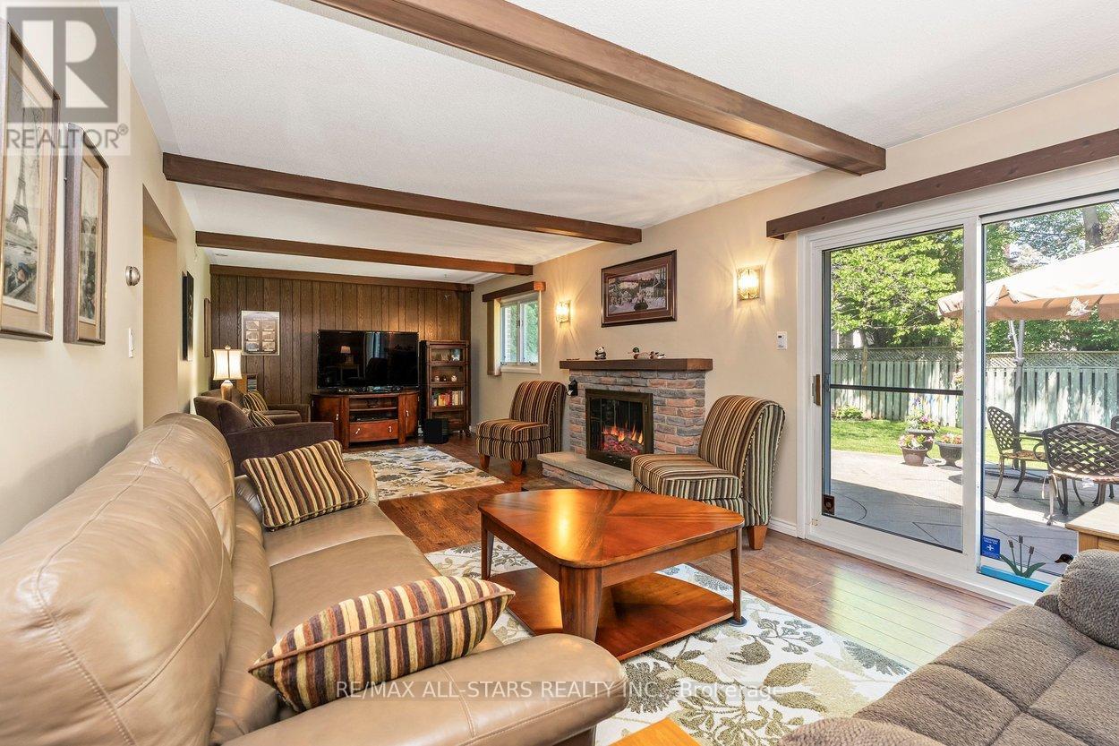 62 Deerbrook Trail, Toronto, Ontario  M1W 1V4 - Photo 16 - E13249074