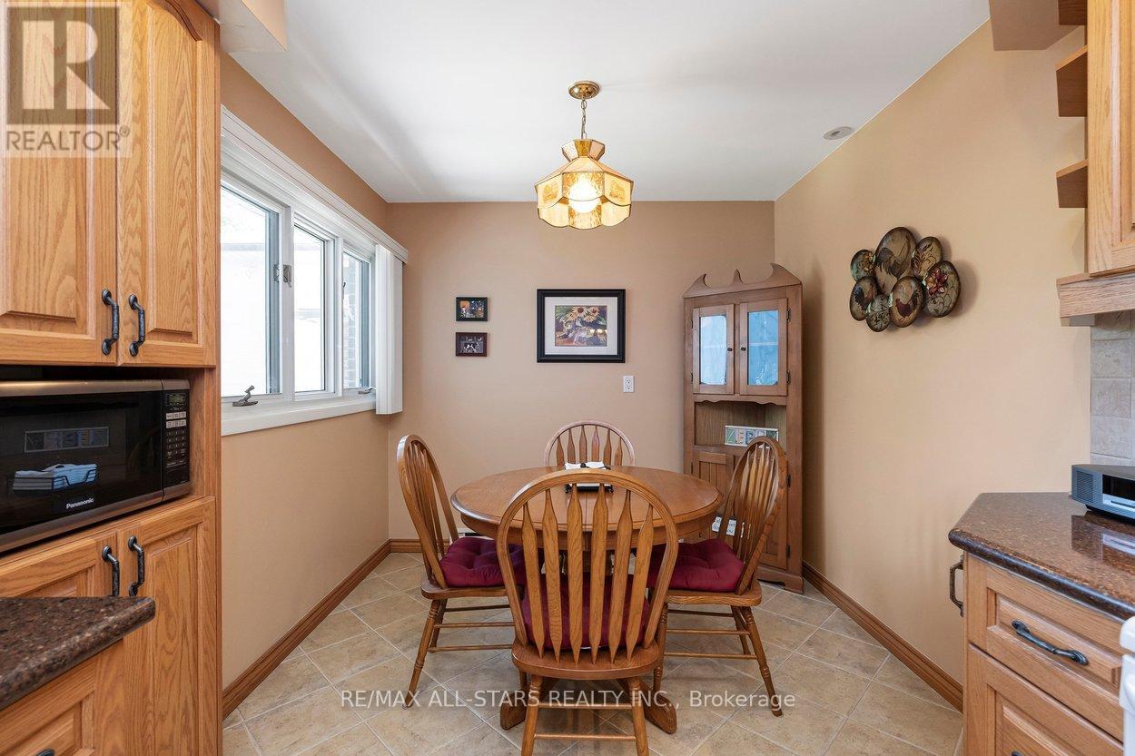 62 Deerbrook Trail, Toronto, Ontario  M1W 1V4 - Photo 29 - E13249074
