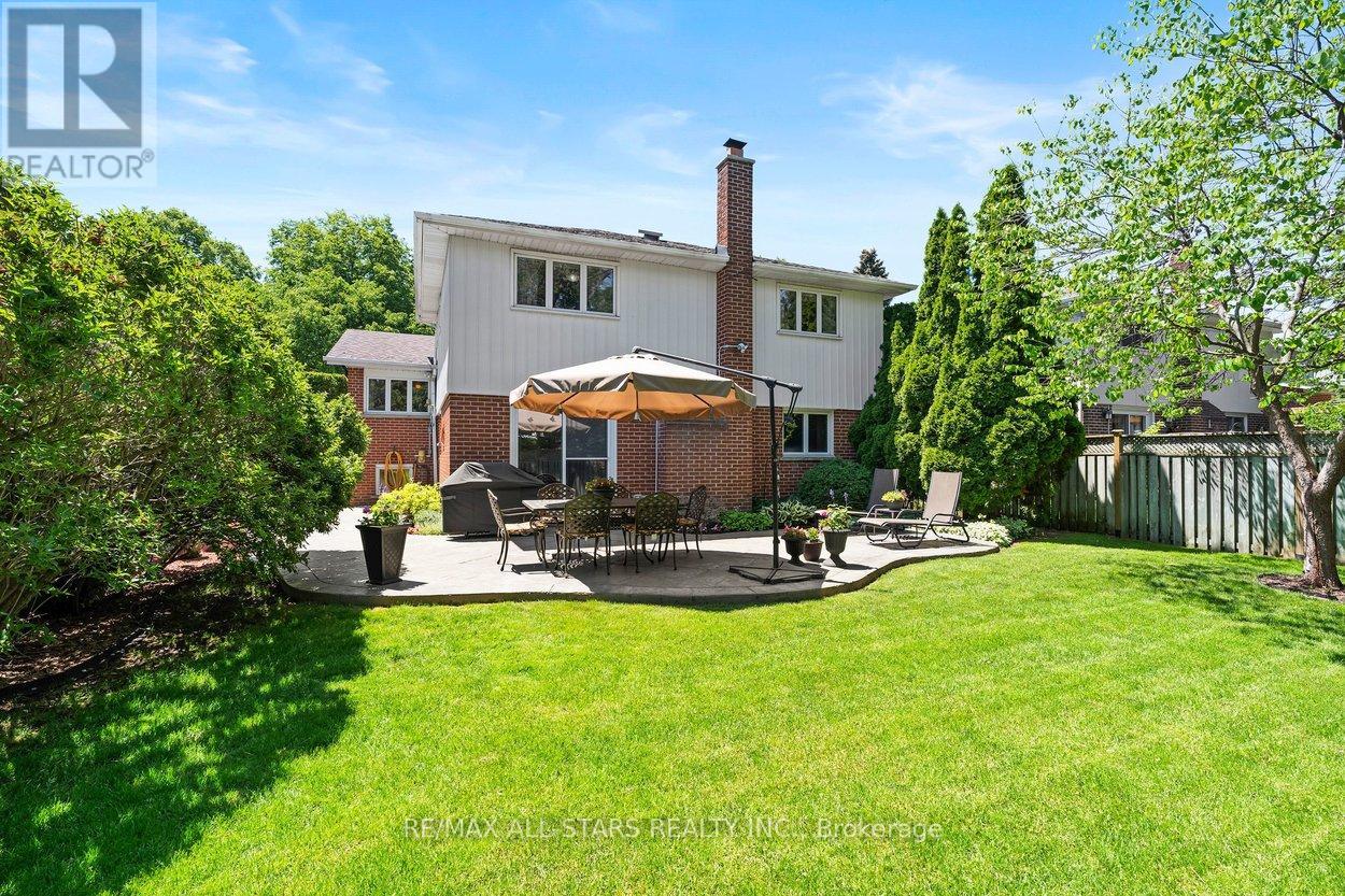 62 Deerbrook Trail, Toronto, Ontario  M1W 1V4 - Photo 4 - E13249074