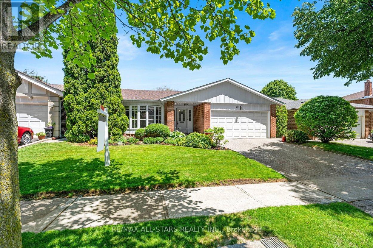 62 Deerbrook Trail, Toronto, Ontario  M1W 1V4 - Photo 44 - E13249074