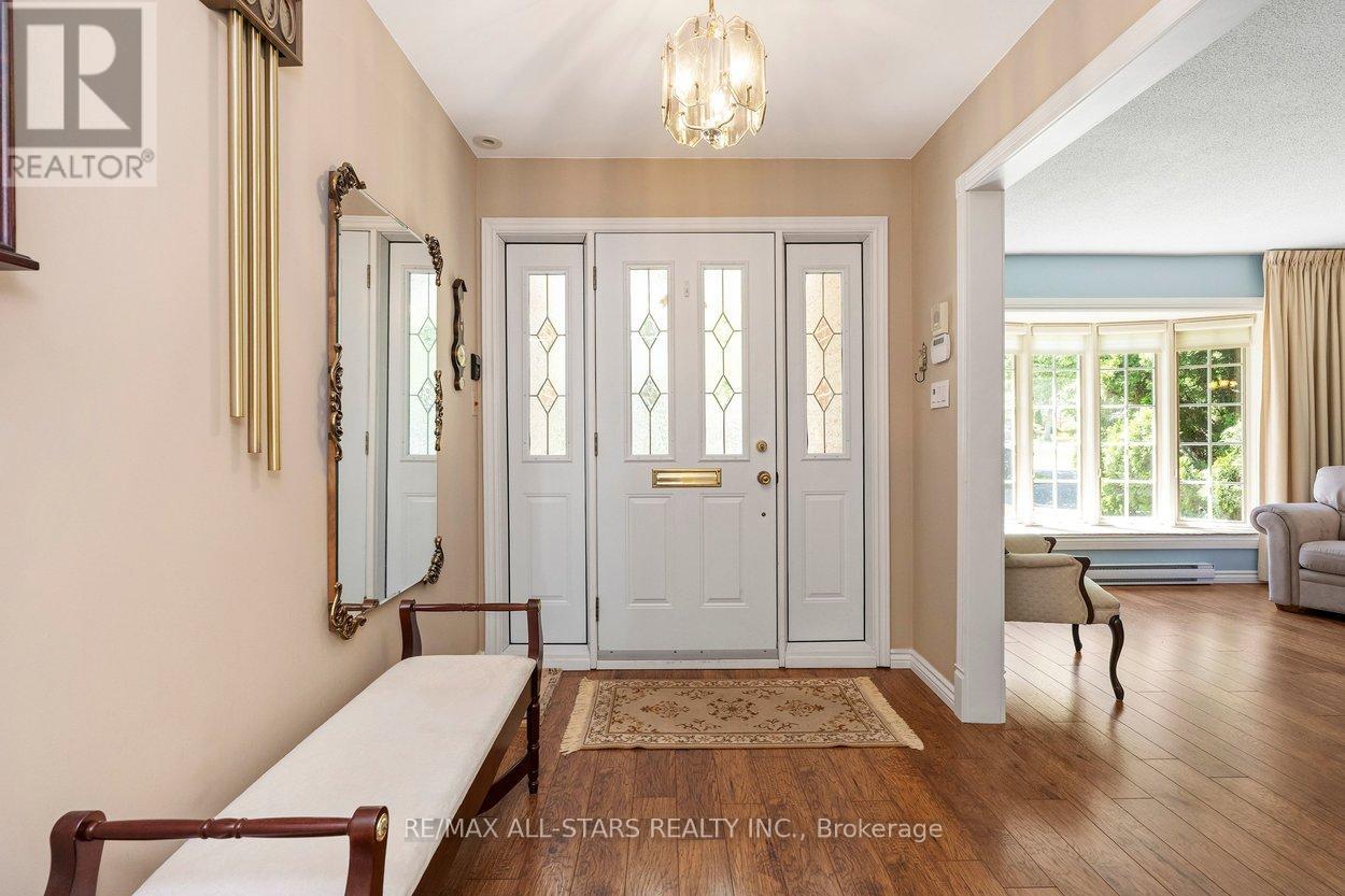 62 Deerbrook Trail, Toronto, Ontario  M1W 1V4 - Photo 6 - E13249074