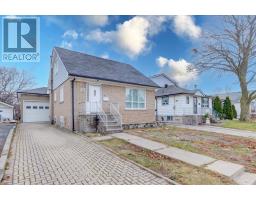 35 COTTON AVENUE, Toronto, Ontario
