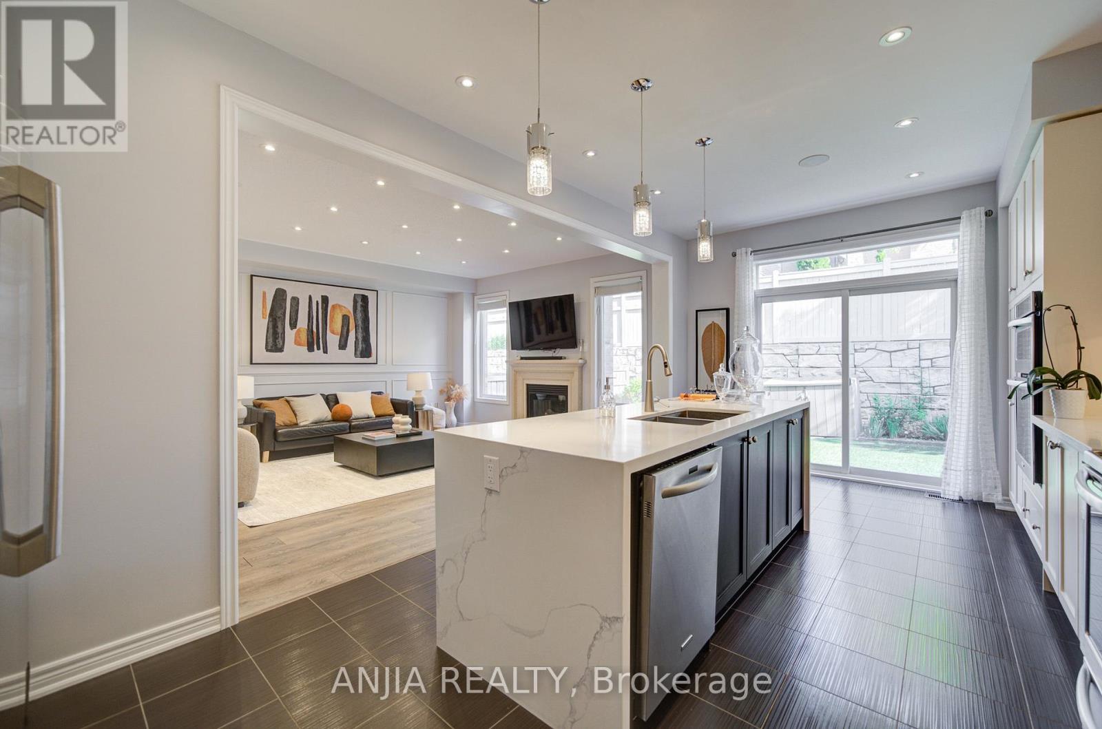 8 Beckett Avenue, Markham, Ontario  L6C 0N5 - Photo 10 - N13248998