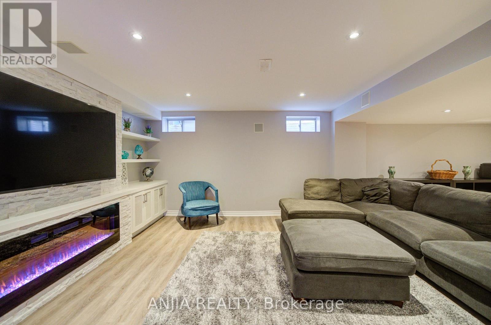 8 Beckett Avenue, Markham, Ontario  L6C 0N5 - Photo 48 - N13248998