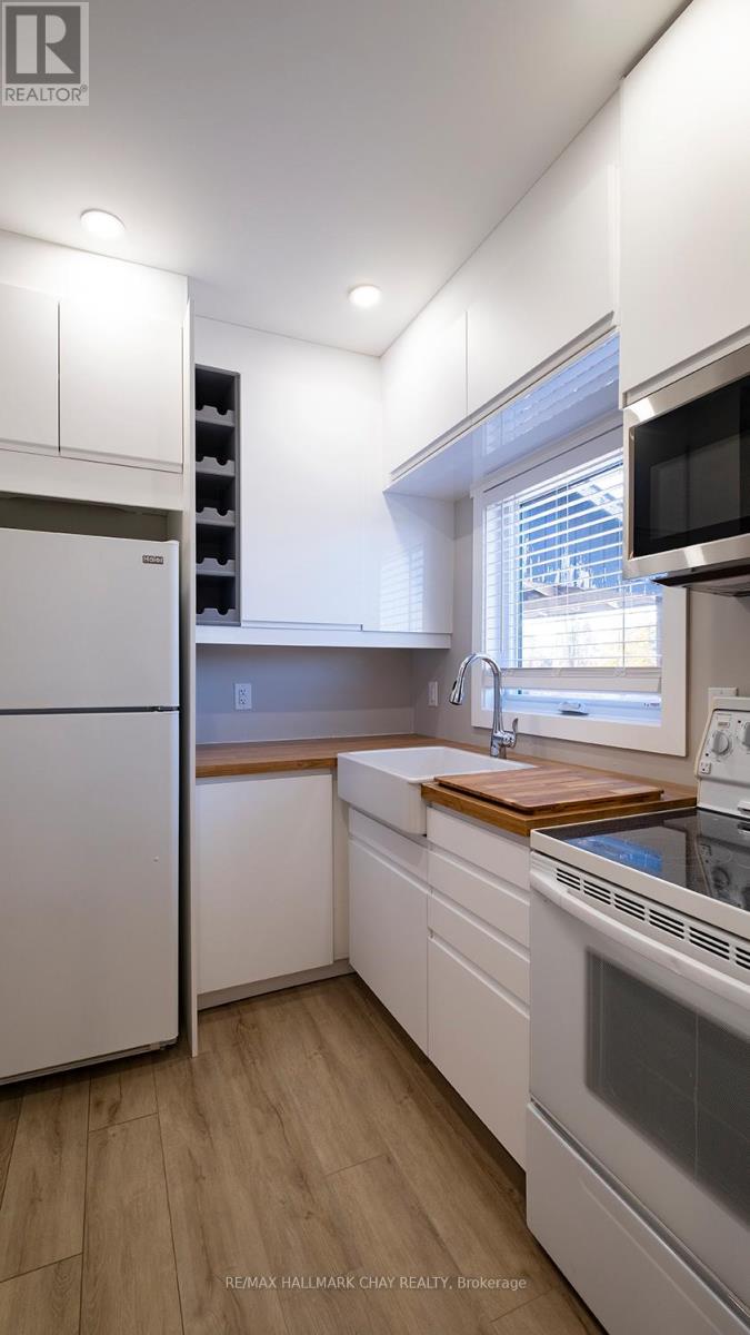 Apt#2 - 14 Queen Street, Innisfil, Ontario  L0L 1L0 - Photo 12 - N13249092