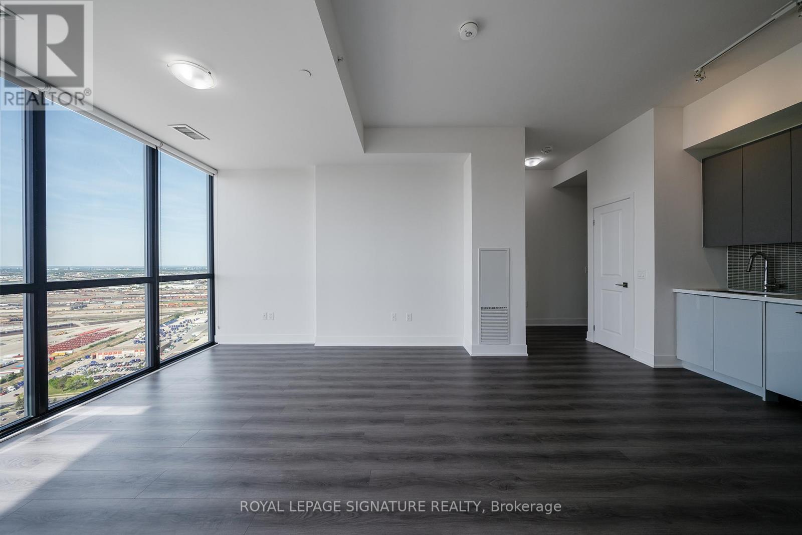 3707 - 2916 Highway 7 Road, Vaughan, Ontario  L4K 0K6 - Photo 13 - N13249124