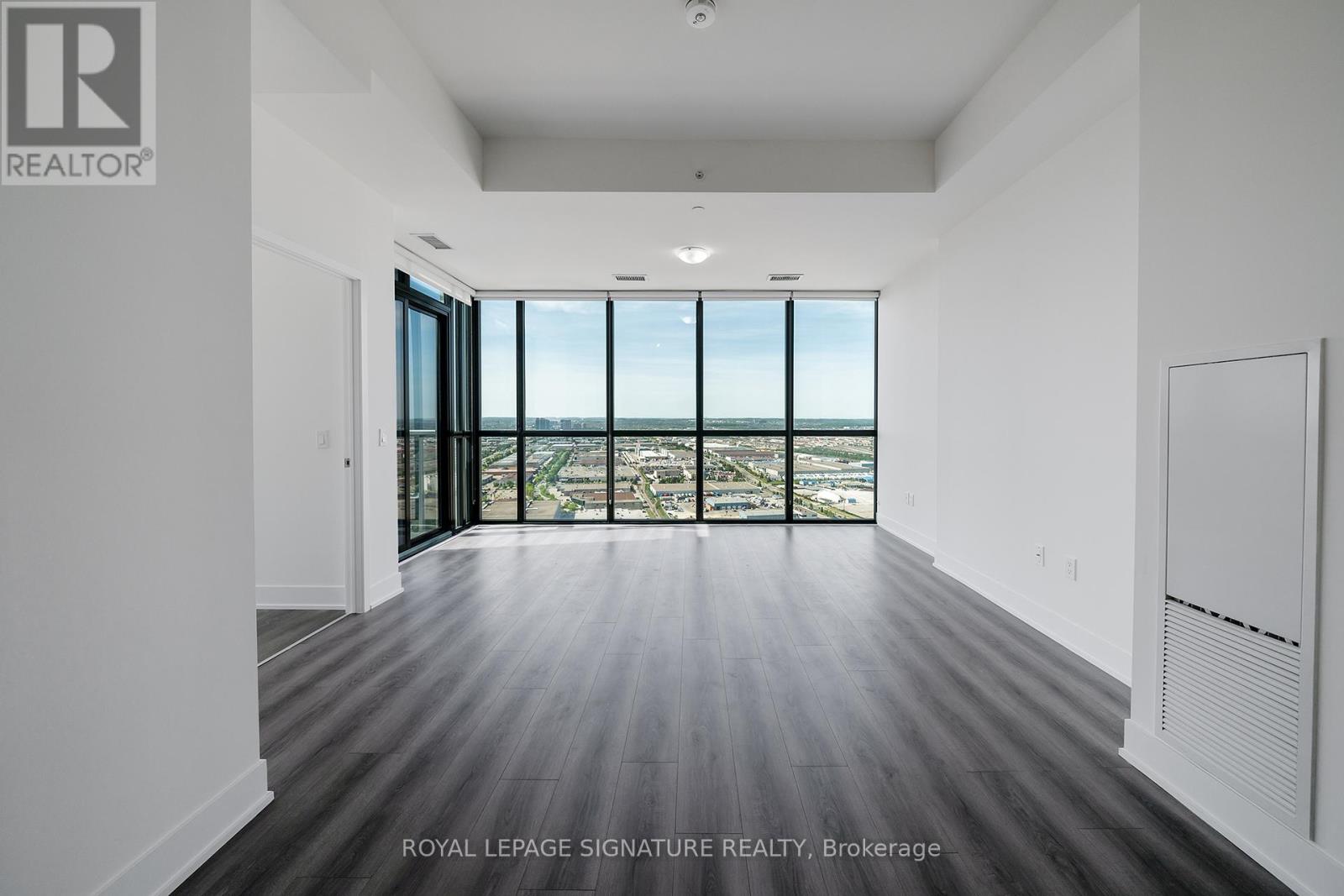 3707 - 2916 Highway 7 Road, Vaughan, Ontario  L4K 0K6 - Photo 2 - N13249124