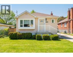 420 UPPER GAGE Avenue, Hamilton, Ontario