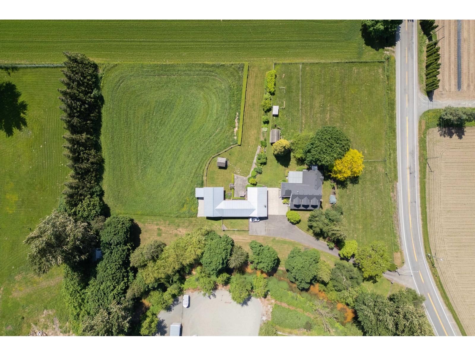 4730 Boundary Road, Yarrow, Yarrow, British Columbia  V2R 5J3 - Photo 2 - R3131628