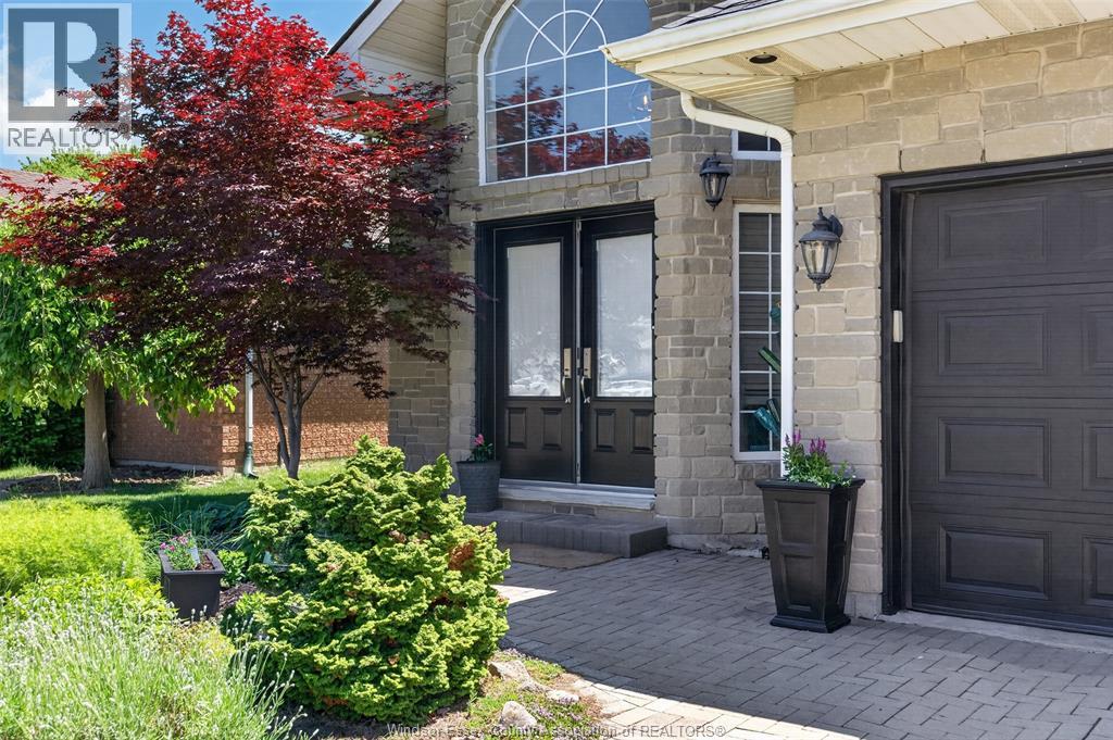 4333 Golfcourse, Windsor, Ontario  N9G 2P4 - Photo 4 - 26013080