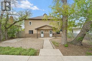 230 3 Street SE, medicine hat, Alberta