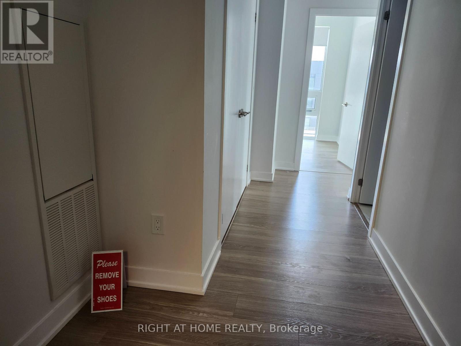 906 - 4130 Parkside Villge Drive, Mississauga, Ontario  L5B 3M8 - Photo 17 - W13248850