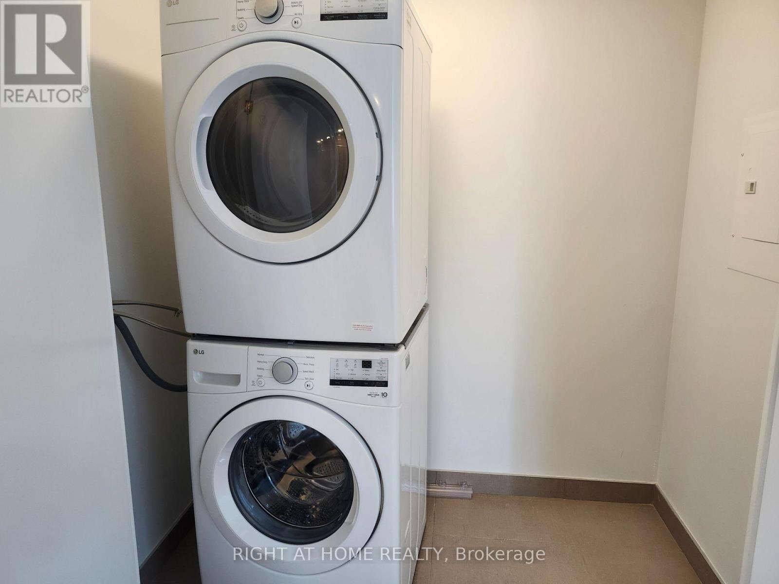 906 - 4130 Parkside Villge Drive, Mississauga, Ontario  L5B 3M8 - Photo 27 - W13248850