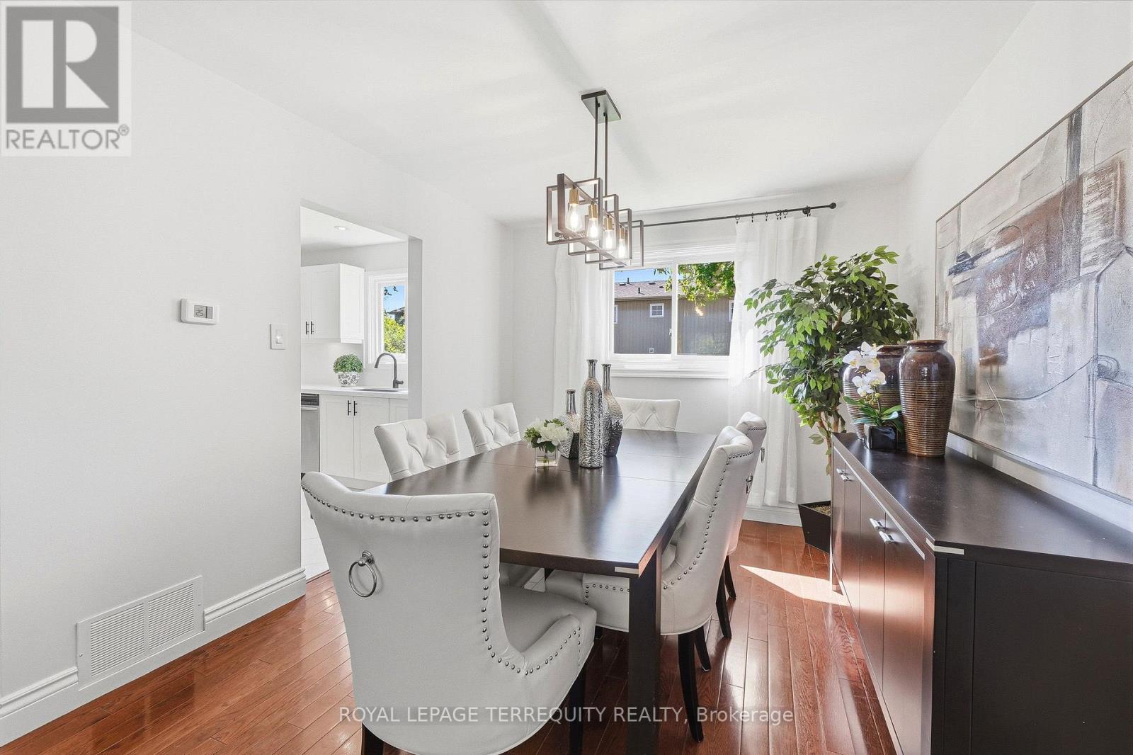 2609 Oak Row Crescent, Mississauga, Ontario  L5L 1P7 - Photo 11 - W13248876