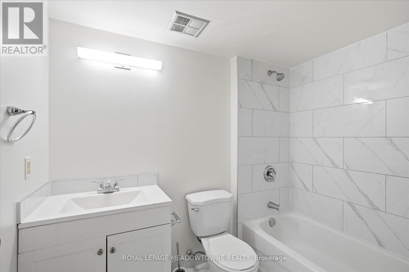 207 - 3835 Lake Shore Boulevard, Toronto, Ontario  M8W 1R2 - Photo 17 - W13248930