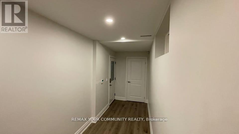 Lower - 5 Raymore Drive, Toronto, Ontario  M9P 1W6 - Photo 12 - W13248948