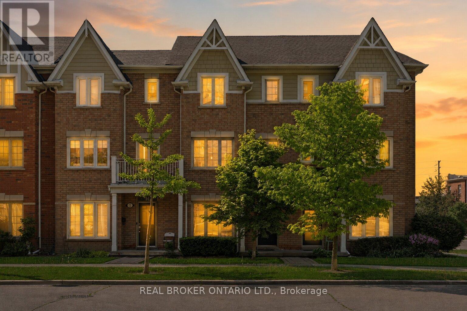 2 - 201 TENTH STREET, Toronto, Ontario