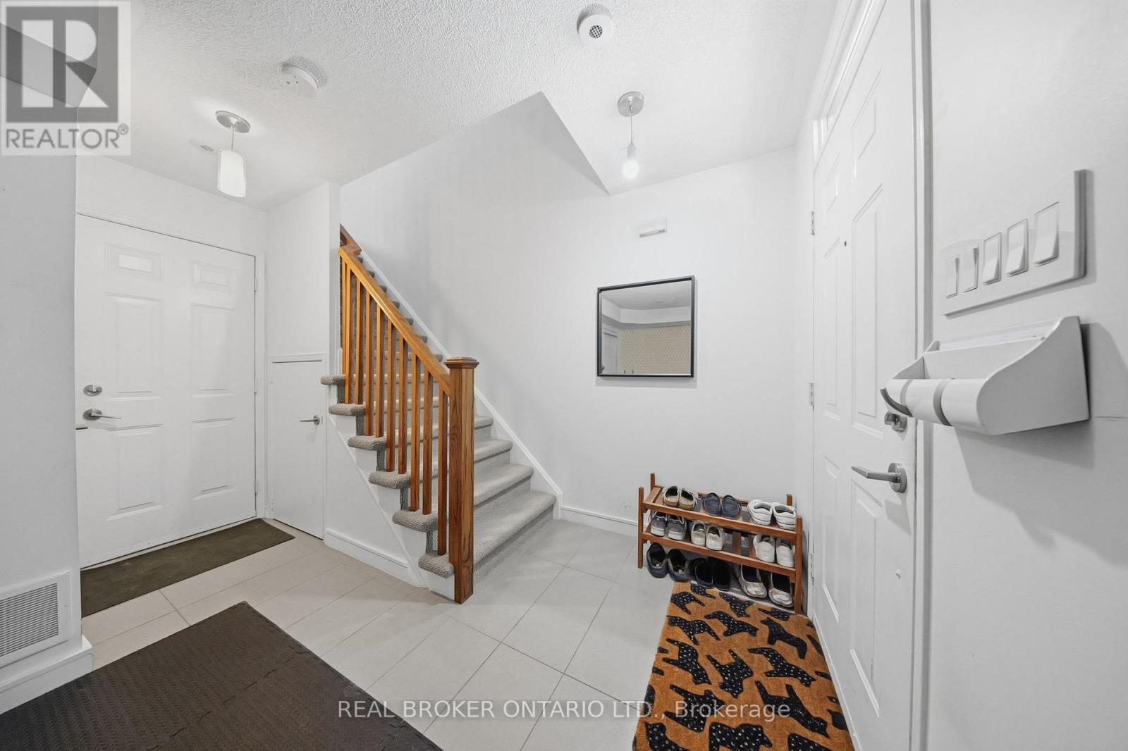 2 - 201 Tenth Street, Toronto, Ontario  M8V 4C7 - Photo 10 - W13249026