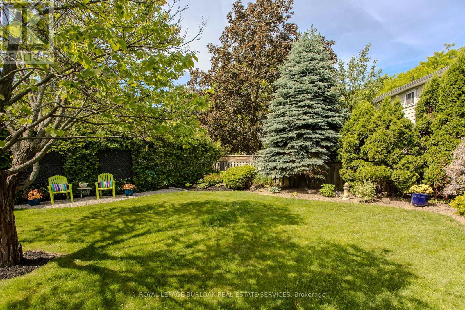 1319 Janina Boulevard, Burlington, Ontario  L7P 1K5 - Photo 6 - W13249086