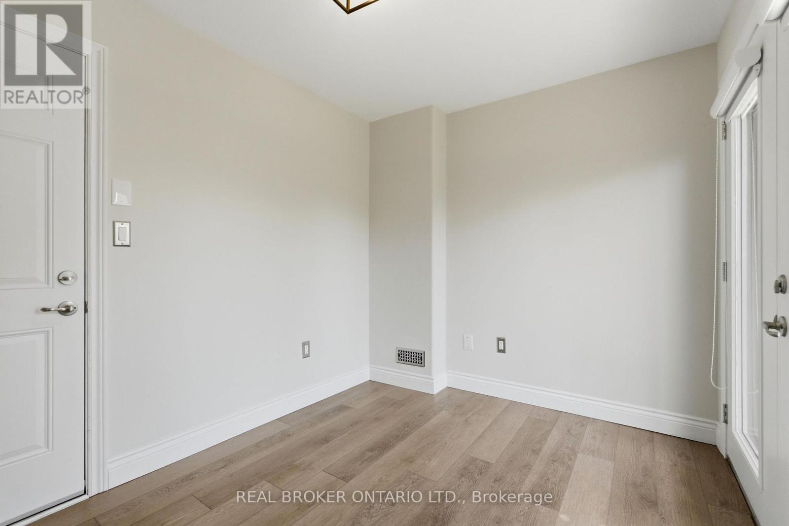 13 - 201 Westbank Trail, Hamilton, Ontario  L8J 0H4 - Photo 32 - X13249004
