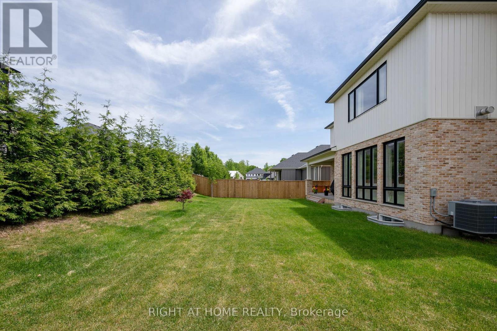 372 Manhattan Drive, London South, Ontario  N6K 0L5 - Photo 36 - X13249044
