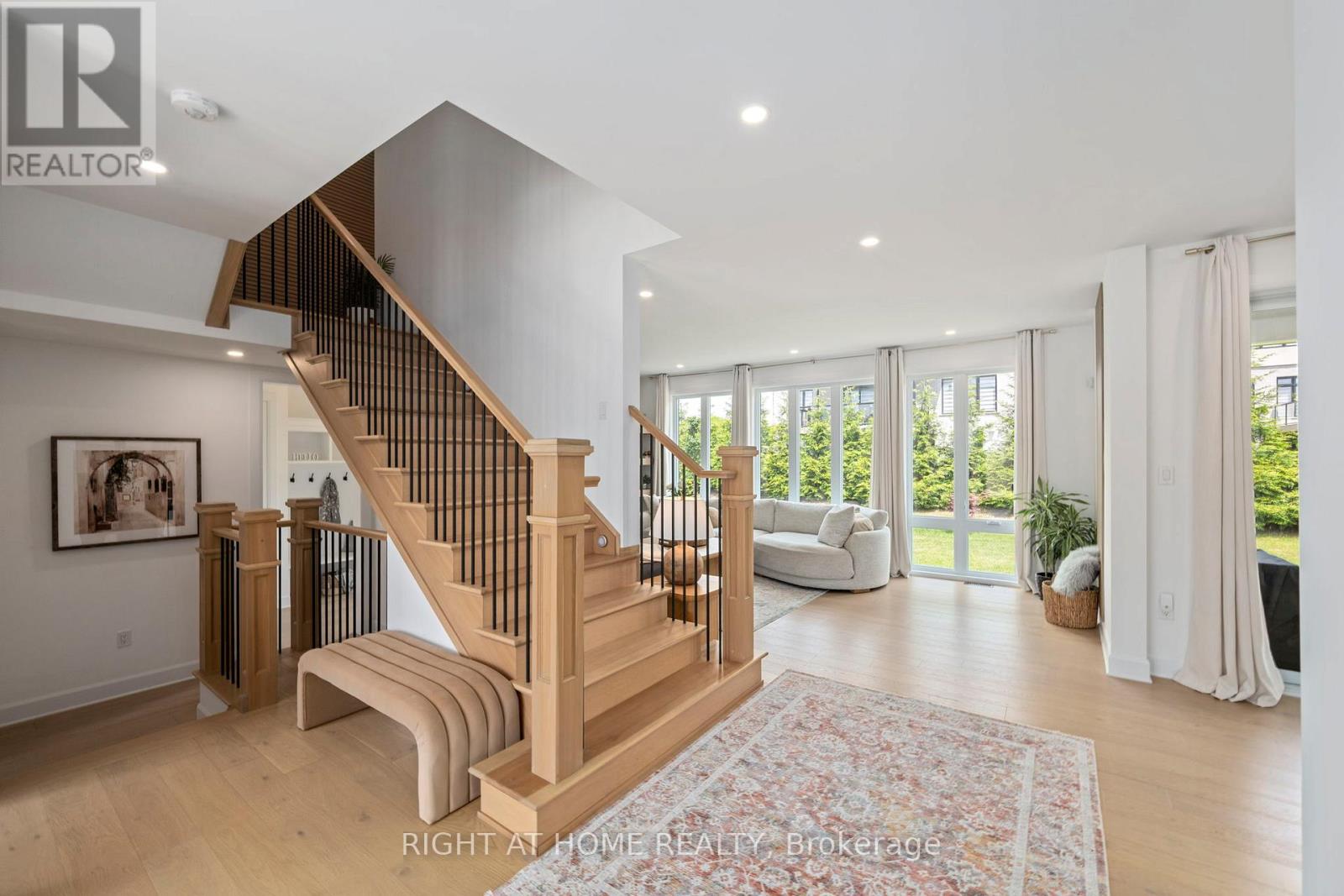 372 Manhattan Drive, London South, Ontario  N6K 0L5 - Photo 4 - X13249044