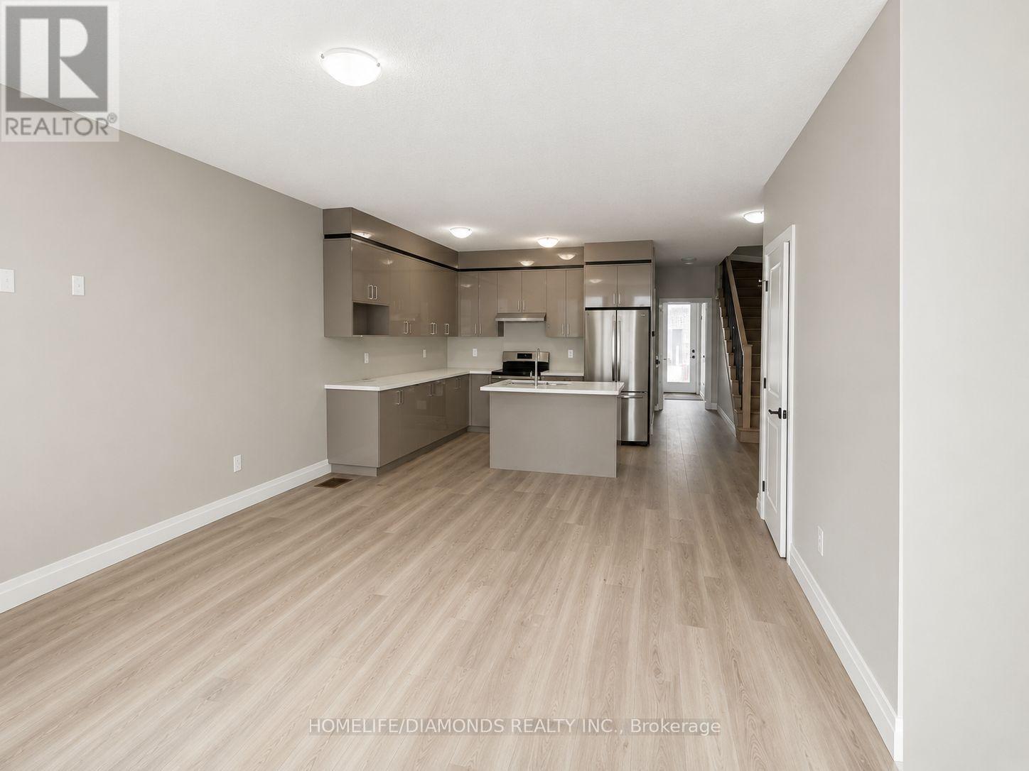 60 Keystone Trail, Welland, Ontario  L3B 5C2 - Photo 4 - X13249050