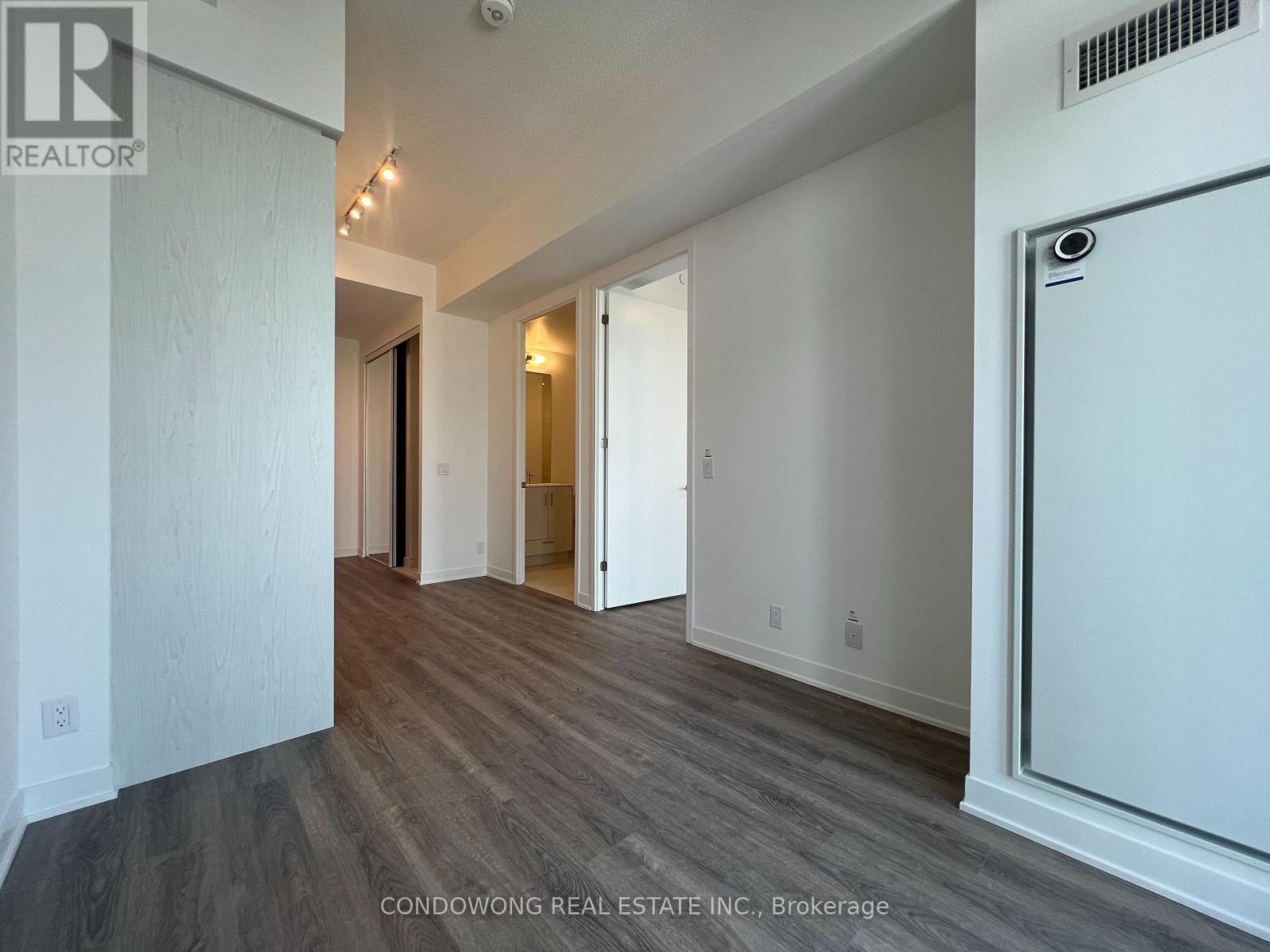 2515 - 180 Front Street E, Toronto, Ontario  M5A 0A9 - Photo 8 - C13243416