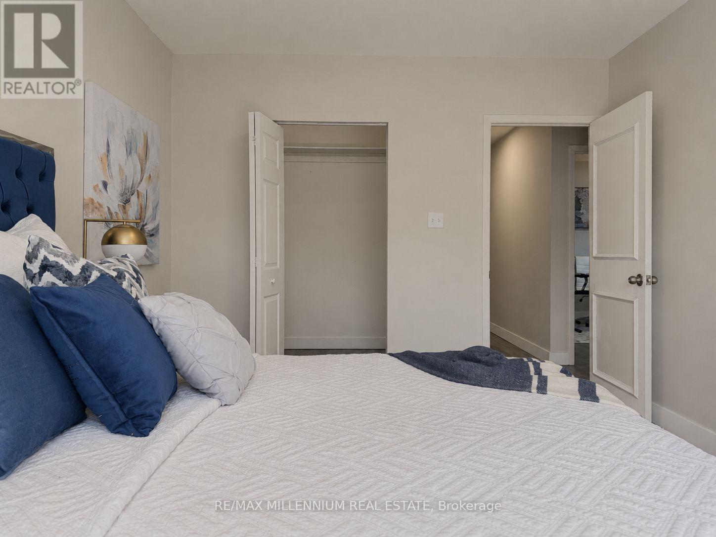 120 Duncanwoods Drive, Toronto, Ontario  M9L 2E1 - Photo 22 - W13218462