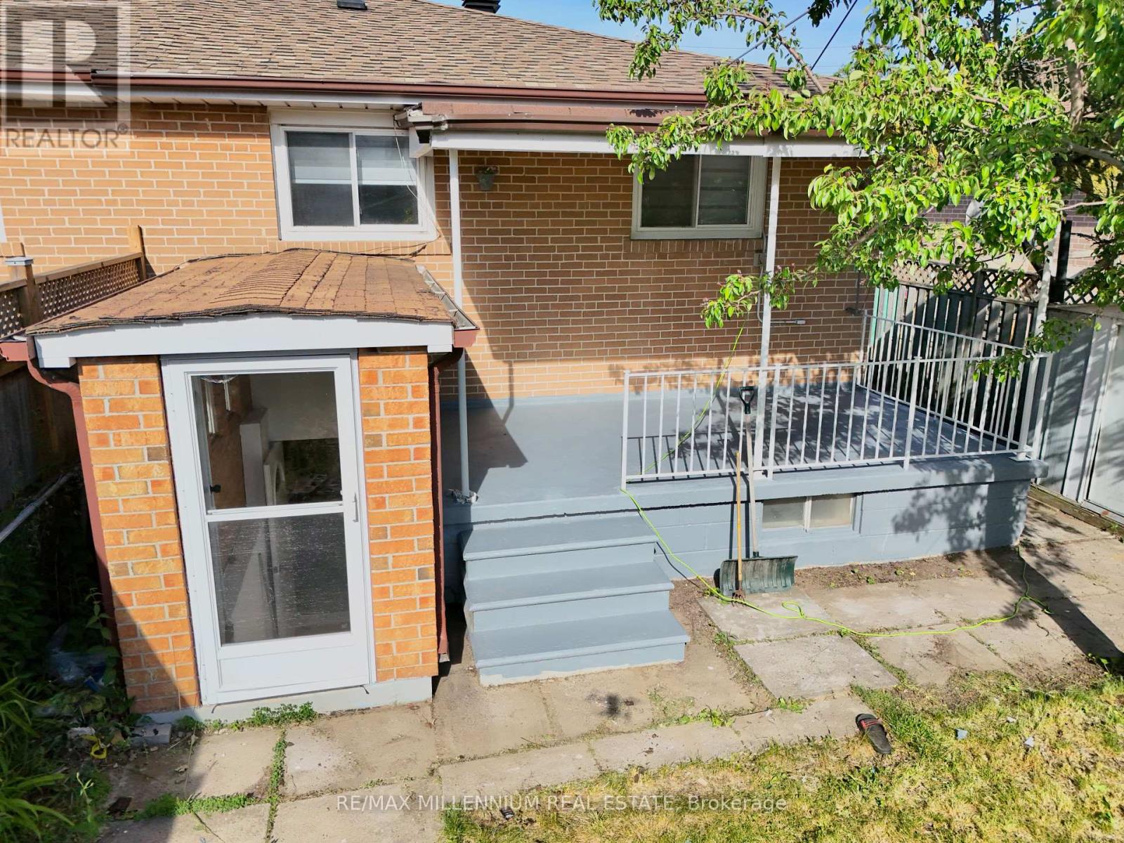120 Duncanwoods Drive, Toronto, Ontario  M9L 2E1 - Photo 44 - W13218462