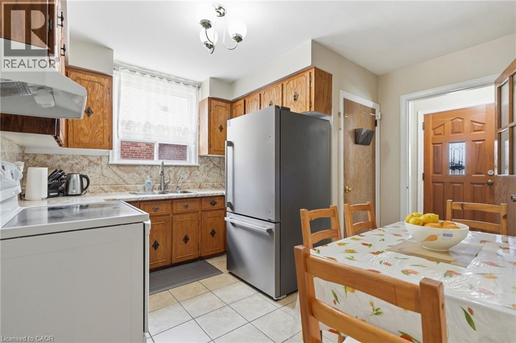 133 Beland Avenue S, Hamilton, Ontario  L8K 3T5 - Photo 15 - 40837220