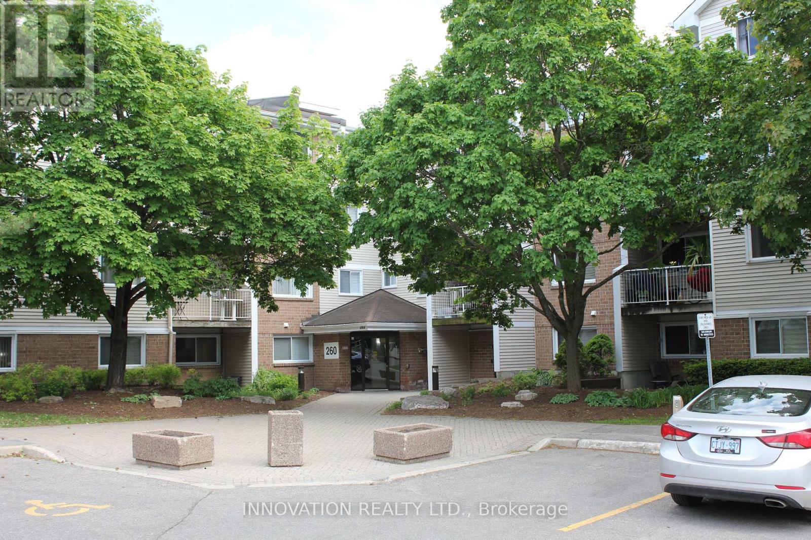 203 - 260 Brittany Drive, Ottawa, Ontario  K1K 4M2 - Photo 2 - X13249216