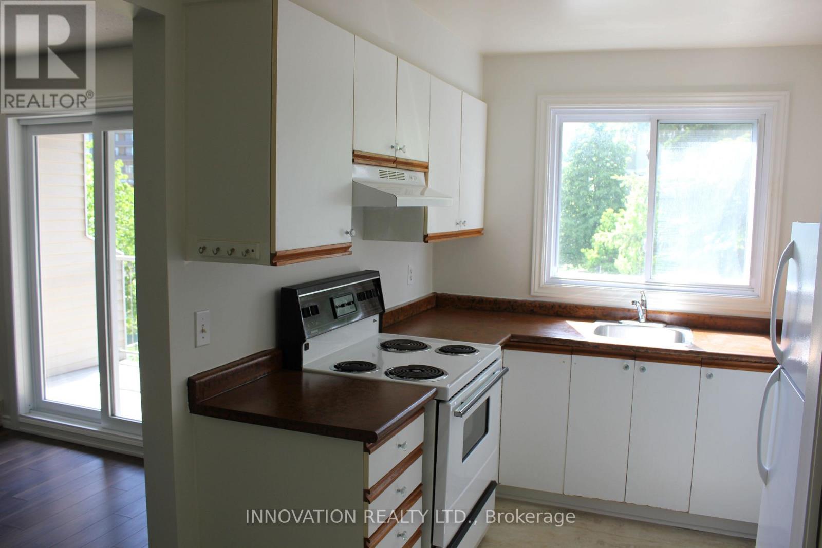 203 - 260 Brittany Drive, Ottawa, Ontario  K1K 4M2 - Photo 8 - X13249216